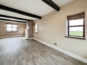 Living room- click for photo gallery